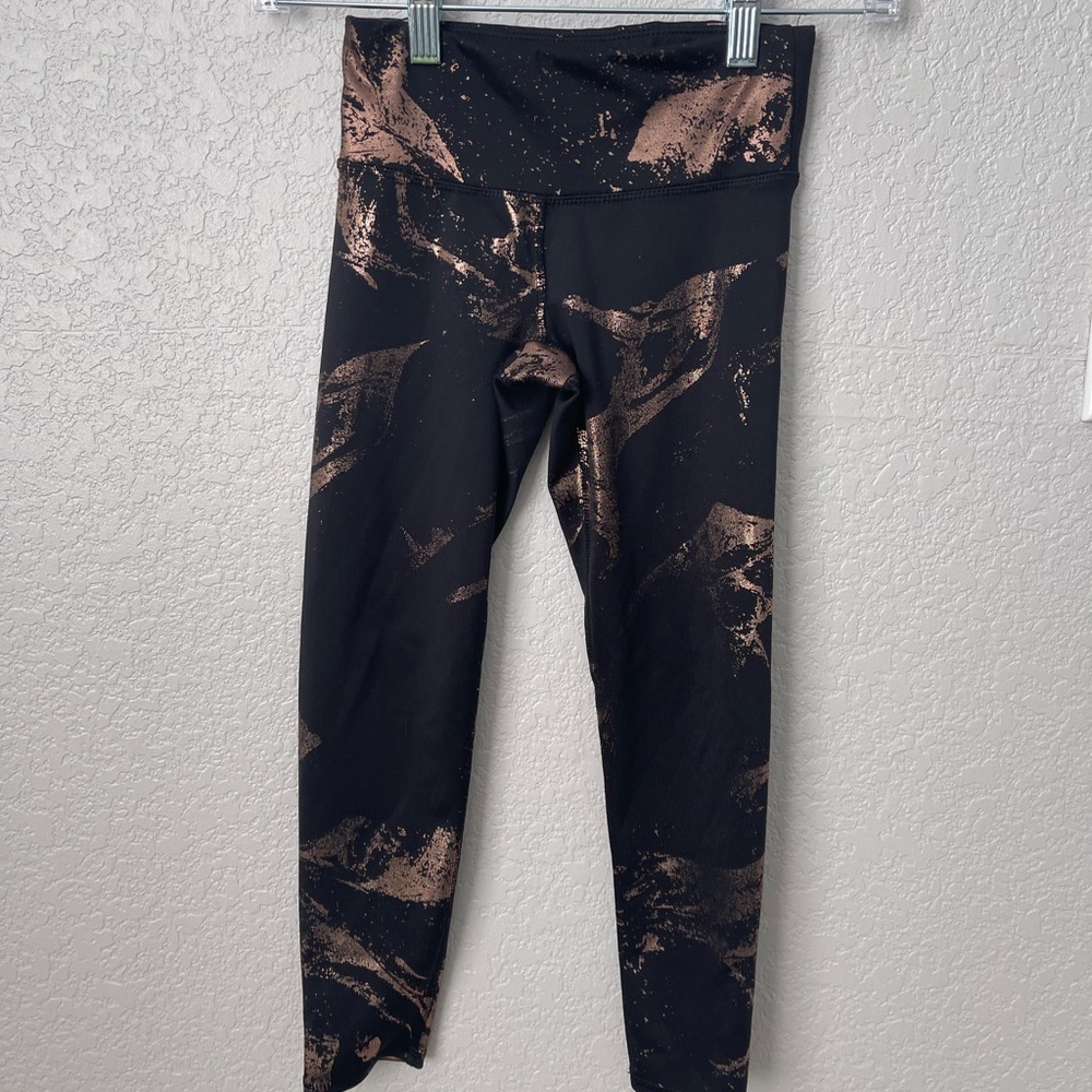 Old Navy Black Leggings with Metallic Copper Print